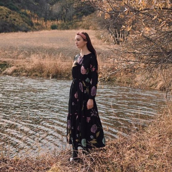 NWT Christy Dawn Dress, Noir Blooms M/L - Picture 2 of 11